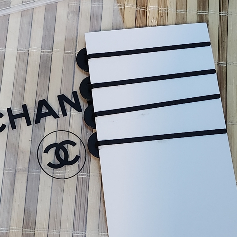CHANEL Monochrome Logo Hair Accessories - Picture 4 of 5
